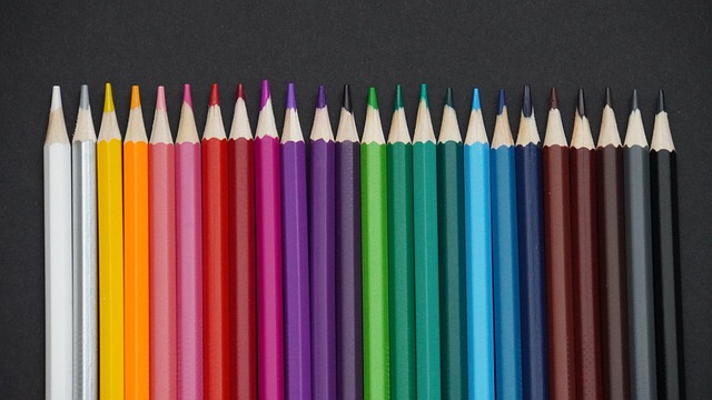 紧锣密鼓地 紧锣密鼓地